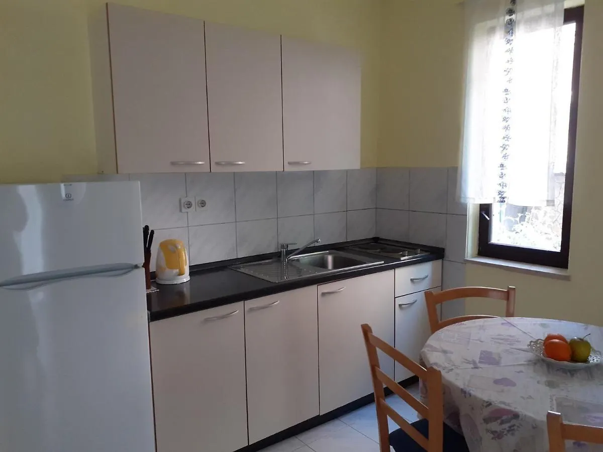 Apartment Dubravka Malinska